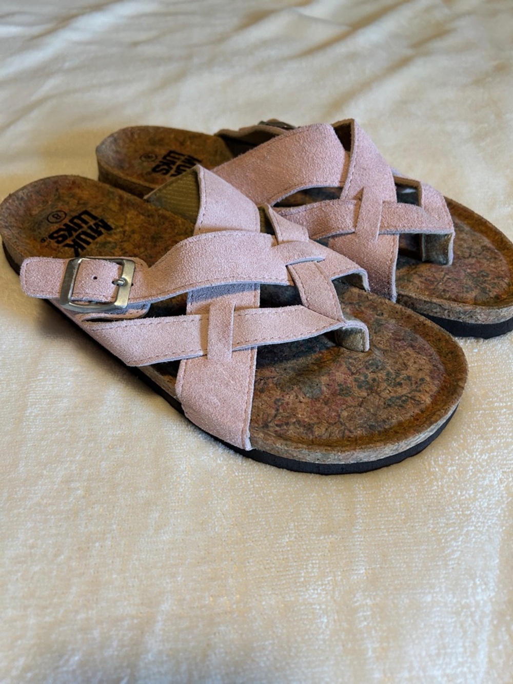 Muk Luks Women’s Pink Braided Suede Slide Footbed Cushioned Sandals 8 NWT